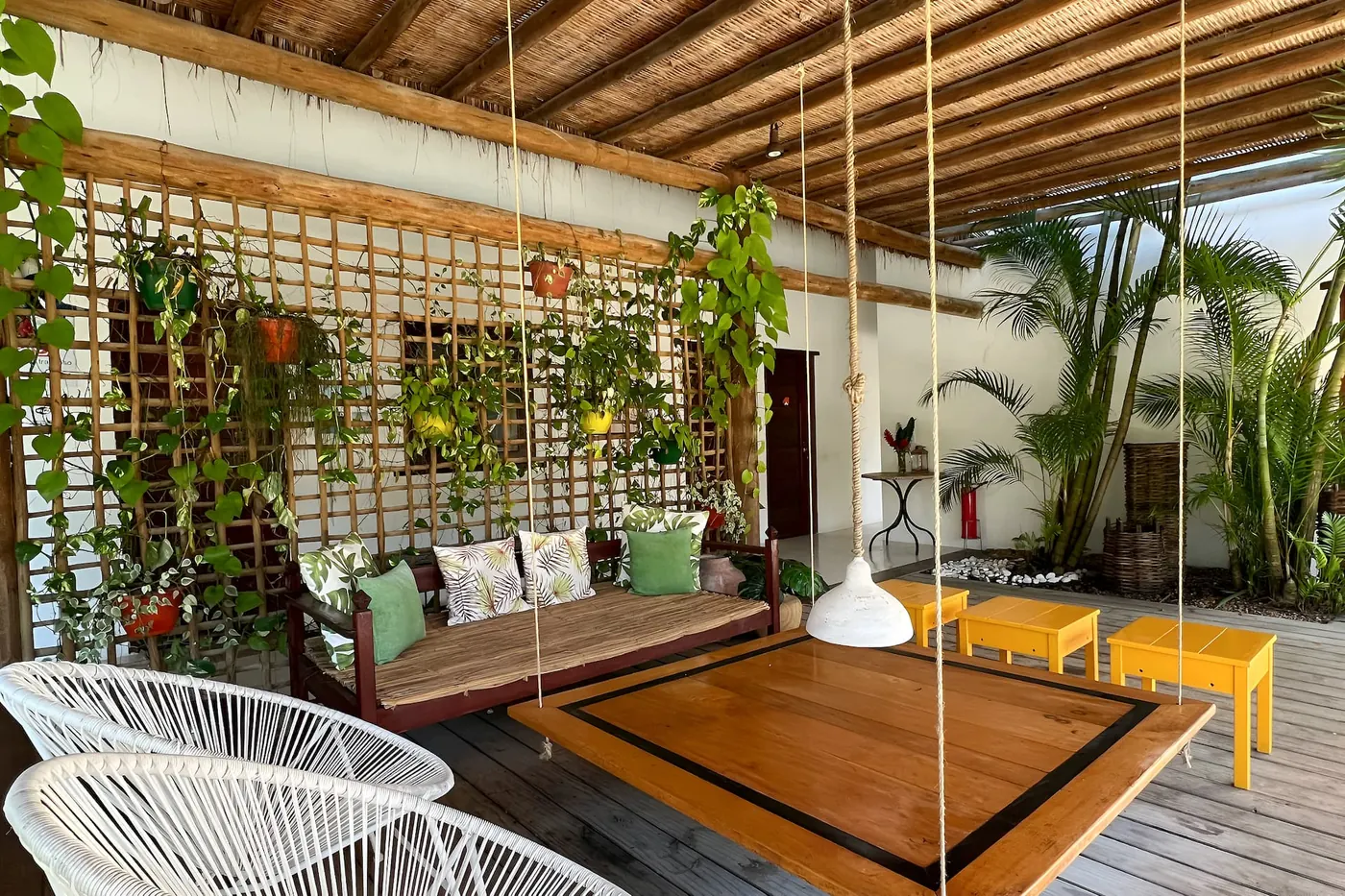 Pátio da Casa Charme, em Trancoso