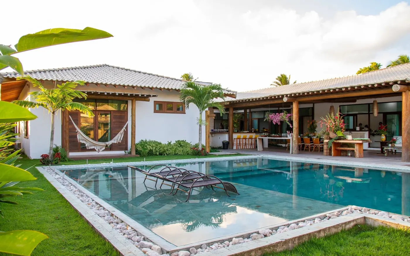 Piscina da Casa Plus, em Trancoso